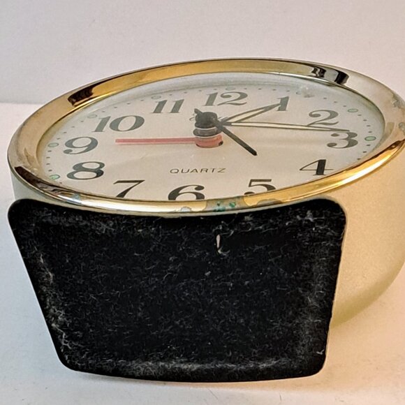 Vintage Wind-Up Quartz Alarm Clock by Equity 4.5" x 4.25" - Picture 6 of 7